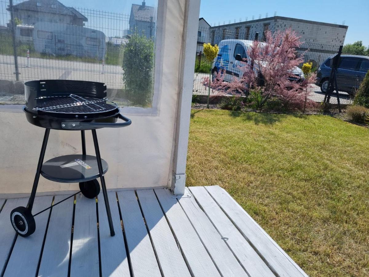Domek Letniskowy Kolory Lata Z Klimatyzacja - 365Pam Sarbinowo Eksteriør billede
